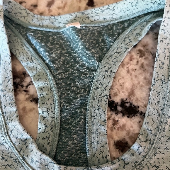 ATHLETA Momentum Seamless Tank - Picture 4 of 4